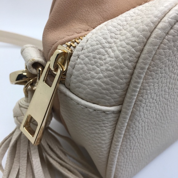 H&M Crossbody bag purse with side tassel - Picture 4 of 8